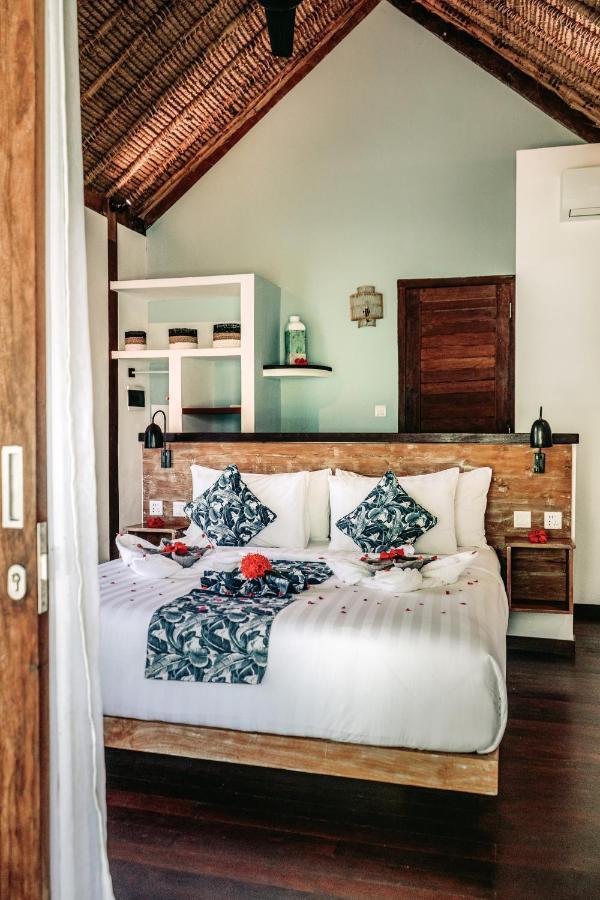 Segara Lombok Beach Resort Selong Belanak Exterior foto