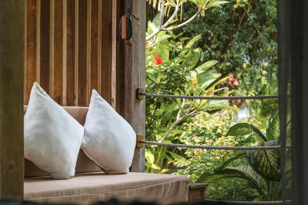 Segara Lombok Beach Resort Selong Belanak Exterior foto